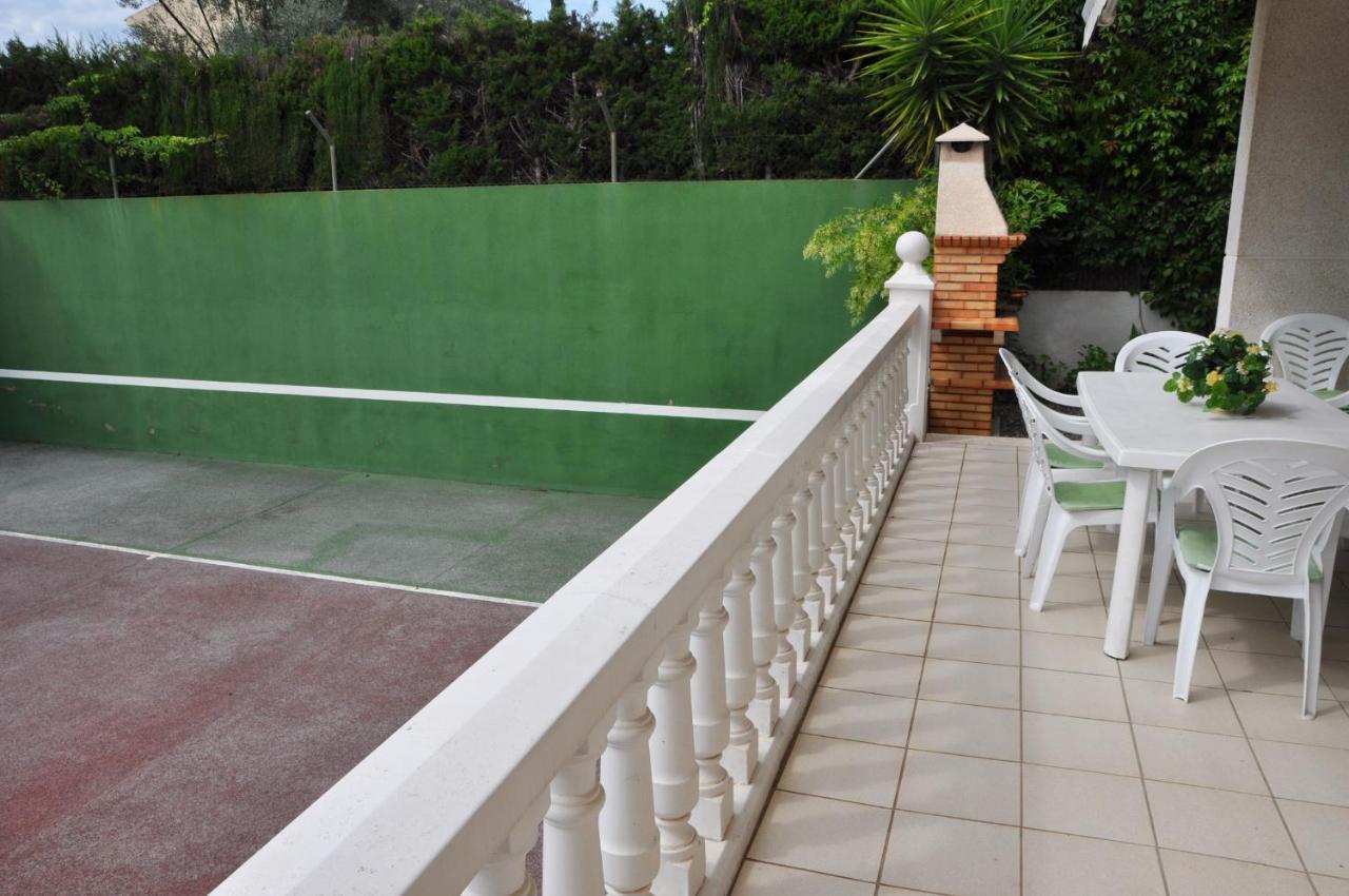 Tenis Roda De Bara Dış mekan fotoğraf